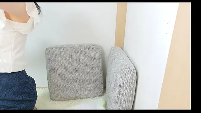 Hana-tan online show from 03/29/26, 12:56