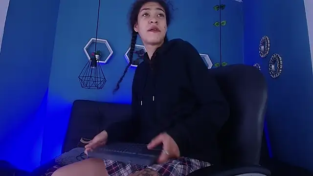 Snapshot of Aurora_ath chatting on 02/08/26, 03:43 Aurora ath online show from 02/08/26, 03:43