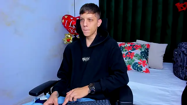 Adam hard  online show from 02/12/25, 08:07