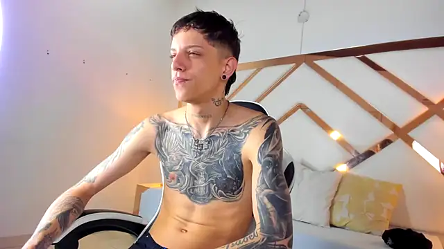 Adam hard  online show from 09/30/25, 07:42