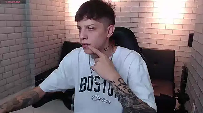 Adam hard  online show from 01/07/25, 07:59