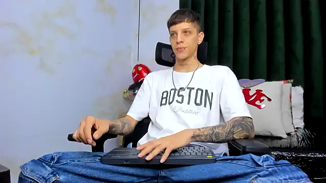 Adam hard  online show from 02/14/25, 08:48