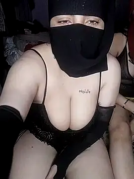 Snapshot of OYN-Dody chatting on 03/13/25, 01:10 OYN-Dody online show from 03/13/25, 01:10