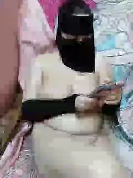 Snapshot of OYN-Dody chatting on 12/14/24, 08:45 OYN-Dody online show from 12/14/24, 08:45