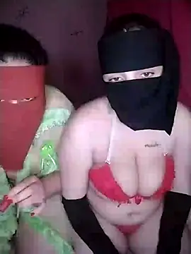 Snapshot of OYN-Dody chatting on 01/04/25, 06:30 OYN-Dody online show from 01/04/25, 06:30