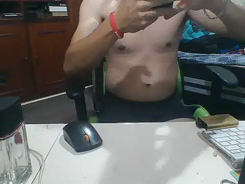 SOLESFETISHBR online show from 11/09/25, 02:37