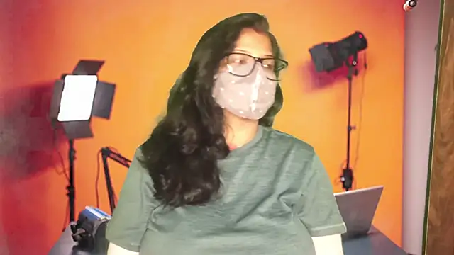 Snapshot of mamoni91 chatting on 10/03/25, 02:59 mamoni91 online show from 10/03/25, 02:59