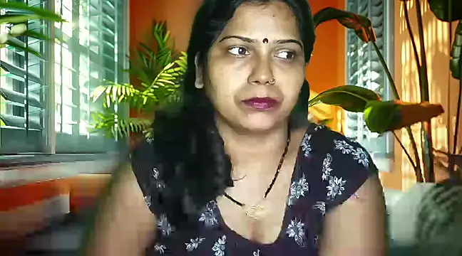 Snapshot of mamoni91 chatting on 03/18/25, 01:13 mamoni91 online show from 03/18/25, 01:13