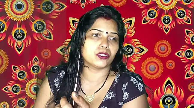 Snapshot of mamoni91 chatting on 03/12/25, 03:24 mamoni91 online show from 03/12/25, 03:24