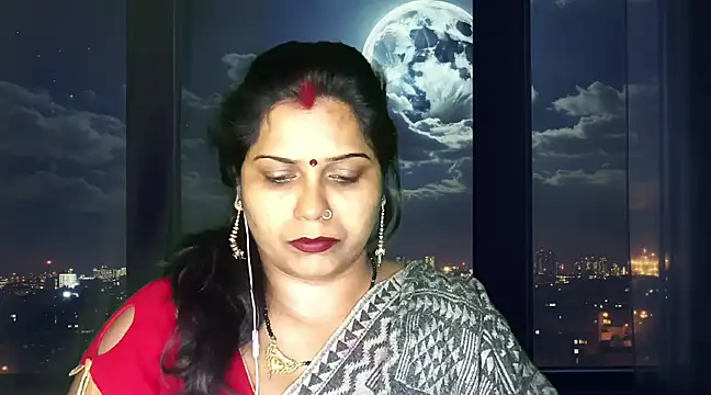 Snapshot of mamoni91 chatting on 03/06/25, 05:11 mamoni91 online show from 03/06/25, 05:11