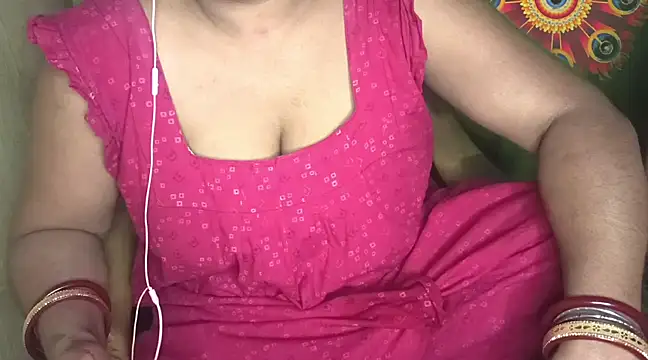 Snapshot of mamoni91 chatting on 03/14/25, 10:18 mamoni91 online show from 03/14/25, 10:18