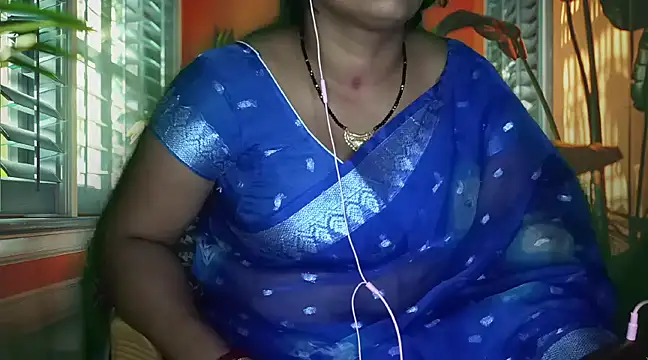 Snapshot of mamoni91 chatting on 03/20/25, 05:15 mamoni91 online show from 03/20/25, 05:15