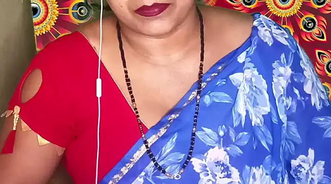 Snapshot of mamoni91 chatting on 03/15/25, 05:04 mamoni91 online show from 03/15/25, 05:04