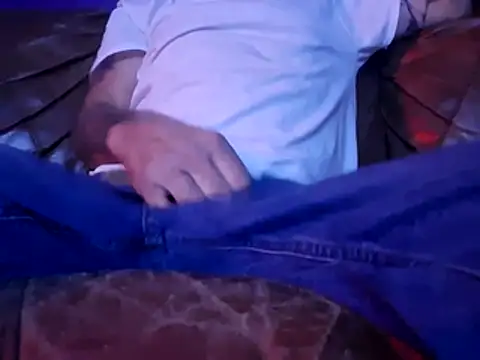 Cantufamily1979 online show from 11/02/25, 08:41