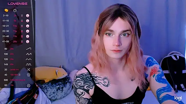 Alice Hells online show from 05/19/26, 06:42