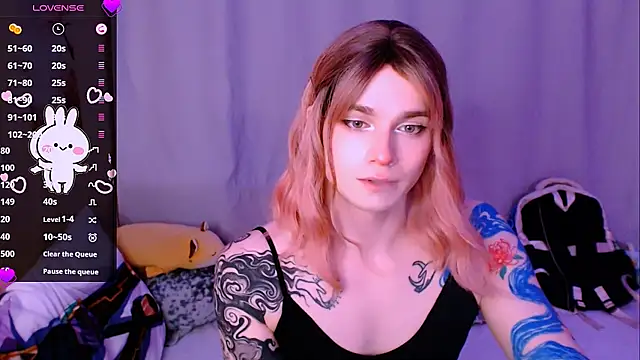 Alice Hells online show from 04/21/26, 04:35