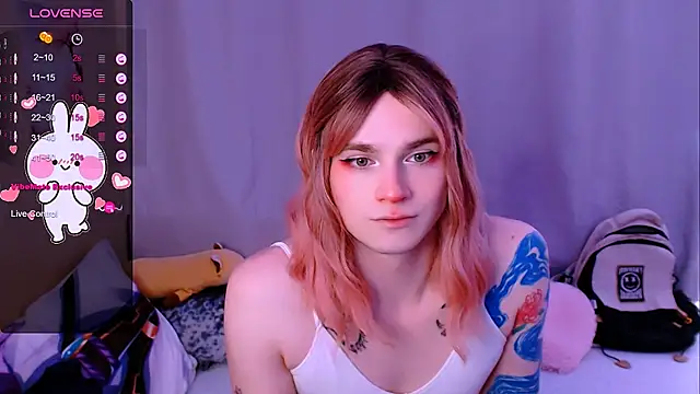 Alice Hells online show from 02/18/26, 06:44