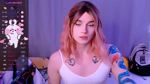 Alice Hells online show from 02/25/26, 07:52