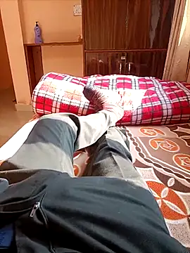 RRahullove69 online show from 02/24/26, 09:32