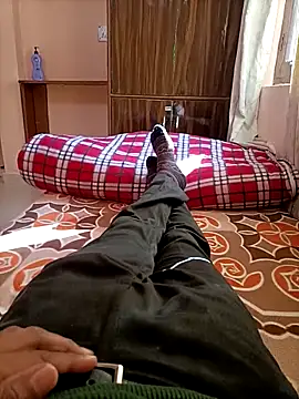 RRahullove69 online show from 12/02/25, 07:43