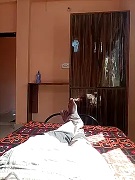 RRahullove69 online show from 11/30/25, 08:04