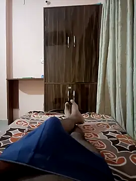 Snapshot of RRahullove69 chatting on 09/18/25, 05:27 RRahullove69 online show from 09/18/25, 05:27