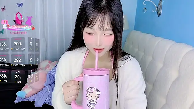 -Wendy   online show from 12/19/25, 03:43