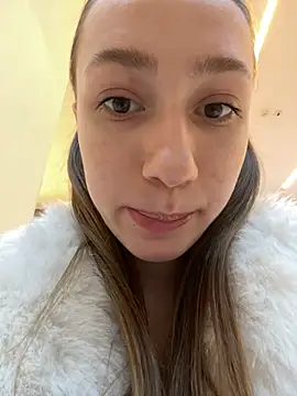 Snapshot of Lia__Love chatting on 01/21/25, 10:08 Lia Love online show from 01/21/25, 10:08