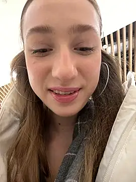 Snapshot of Lia__Love chatting on 02/12/25, 01:06 Lia Love online show from 02/12/25, 01:06