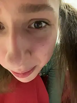Snapshot of Lia__Love chatting on 03/20/25, 03:14 Lia Love online show from 03/20/25, 03:14