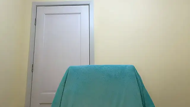 Snapshot of honey_yani chatting on 11/30/25, 03:51 honey yani online show from 11/30/25, 03:51