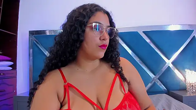 Tiffanymiller00 online show from 11/14/25, 01:26