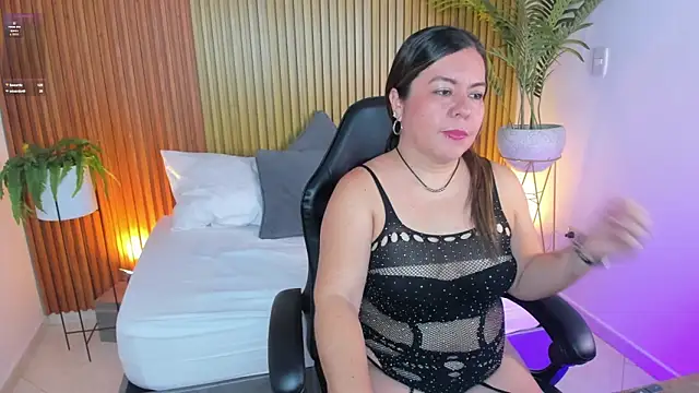 Snapshot of nahia_13 chatting on 07/02/26, 03:23 nahia 13 online show from 07/02/26, 03:23