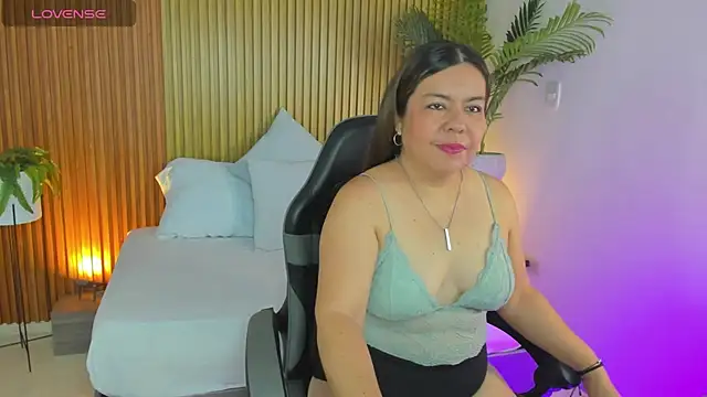 Snapshot of nahia_13 chatting on 05/05/26, 12:19 nahia 13 online show from 05/05/26, 12:19