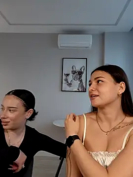 Snapshot of ShySonya chatting on 11/14/25, 11:25 ShySonya online show from 11/14/25, 11:25