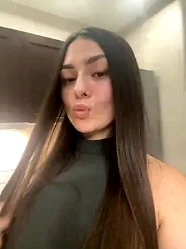 Snapshot of ShySonya chatting on 09/20/25, 01:05 ShySonya online show from 09/20/25, 01:05