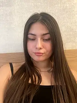 Snapshot of ShySonya chatting on 09/13/25, 12:05 ShySonya online show from 09/13/25, 12:05