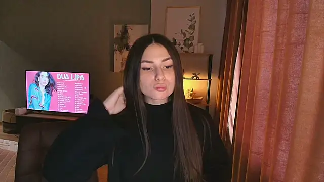 Snapshot of ShySonya chatting on 12/01/25, 11:00 ShySonya online show from 12/01/25, 11:00