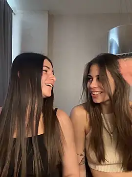 Snapshot of ShySonya chatting on 10/02/25, 11:24 ShySonya online show from 10/02/25, 11:24