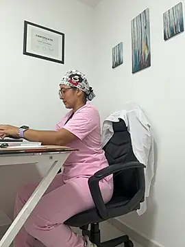 Kay LustyWife online show from 04/30/26, 10:36