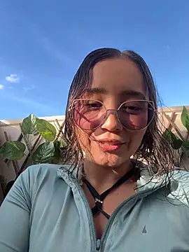 Kay LustyWife online show from 02/04/26, 12:44