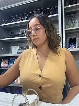 Kay LustyWife online show from 10/05/25, 04:09