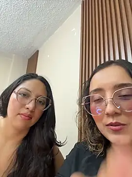 Kay LustyWife online show from 02/06/26, 08:05