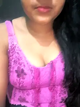 Snapshot of NEETU-89 chatting on 09/09/25, 04:33 NEETU-89 online show from 09/09/25, 04:33