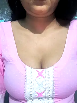 Snapshot of NEETU-89 chatting on 09/14/25, 02:34 NEETU-89 online show from 09/14/25, 02:34