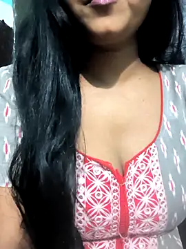 Snapshot of NEETU-89 chatting on 10/08/25, 04:14 NEETU-89 online show from 10/08/25, 04:14