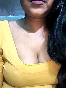Snapshot of NEETU-89 chatting on 09/14/25, 03:23 NEETU-89 online show from 09/14/25, 03:23
