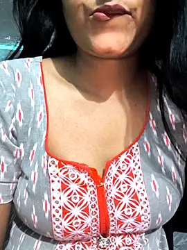 NEETU-89 online show from 11/15/25, 04:44