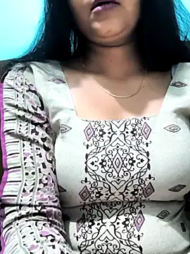 Snapshot of NEETU-89 chatting on 03/10/25, 03:23 NEETU-89 online show from 03/10/25, 03:23