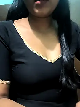 Snapshot of NEETU-89 chatting on 03/17/25, 03:29 NEETU-89 online show from 03/17/25, 03:29